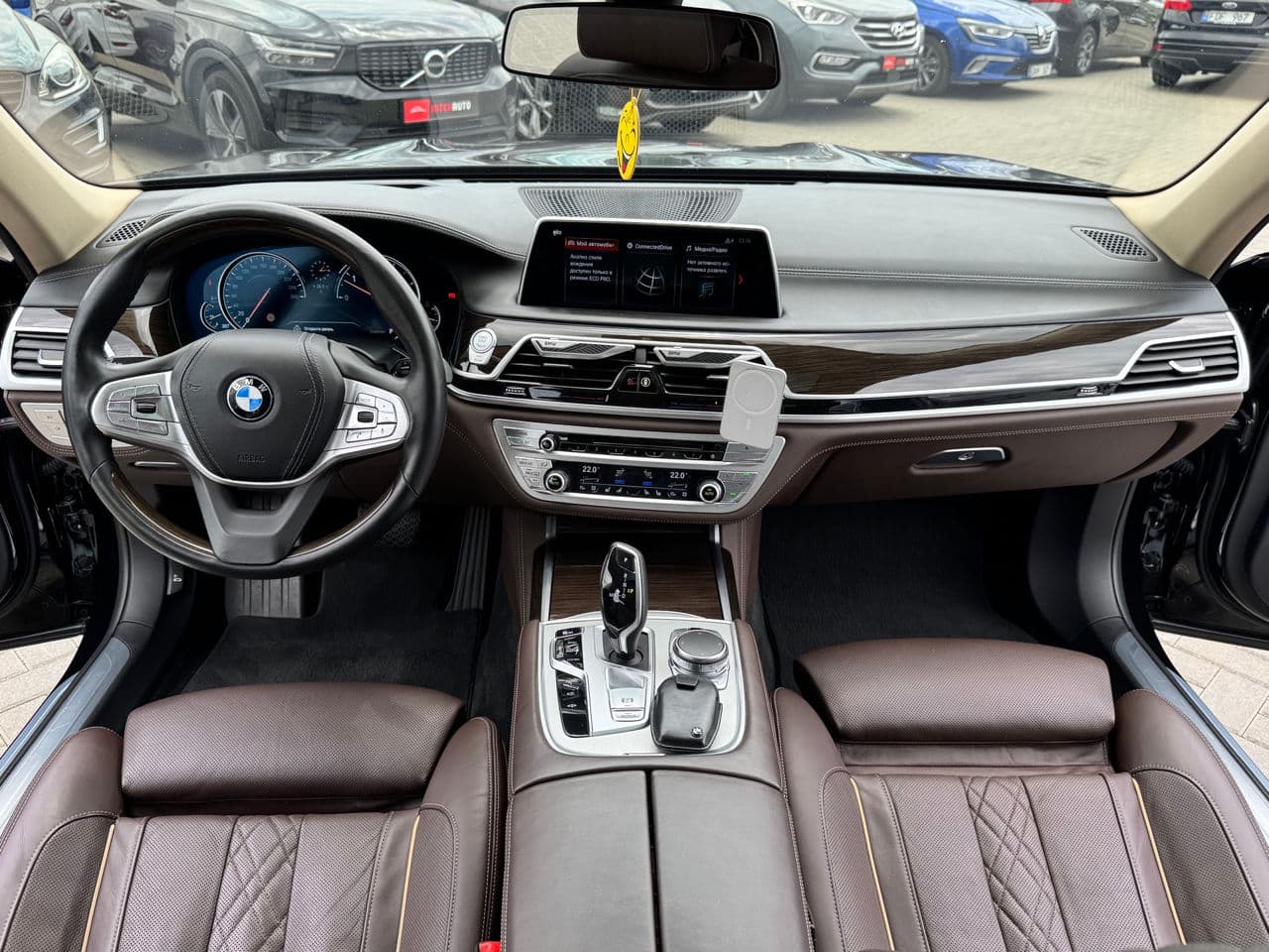 BMW 740 2017 — Миниатюра 6