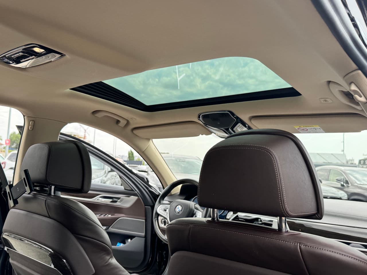 BMW 740 2017 — Миниатюра 15