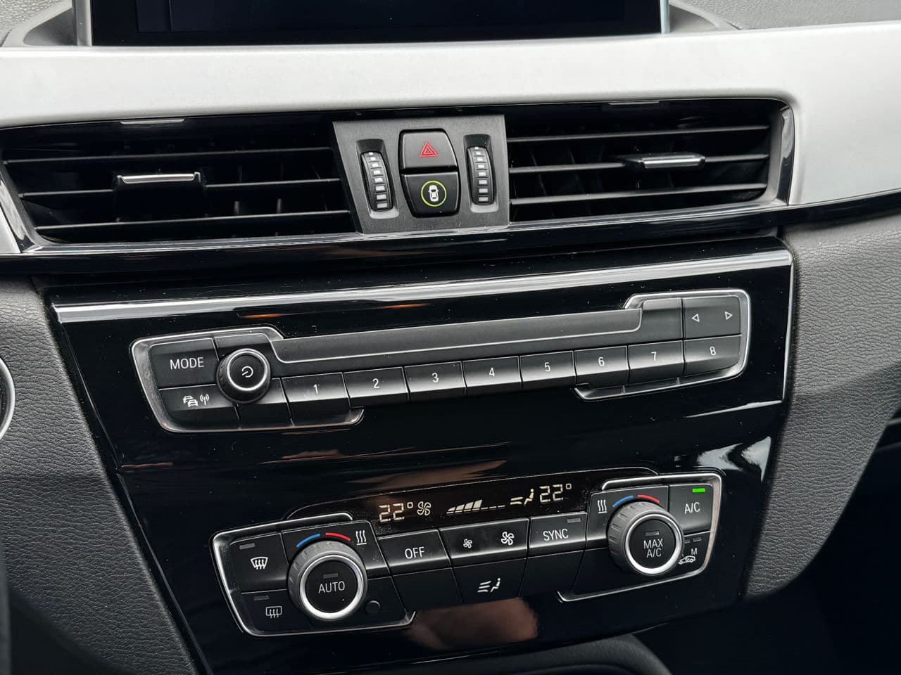 BMW X1 1.6D 2021 — Миниатюра 13