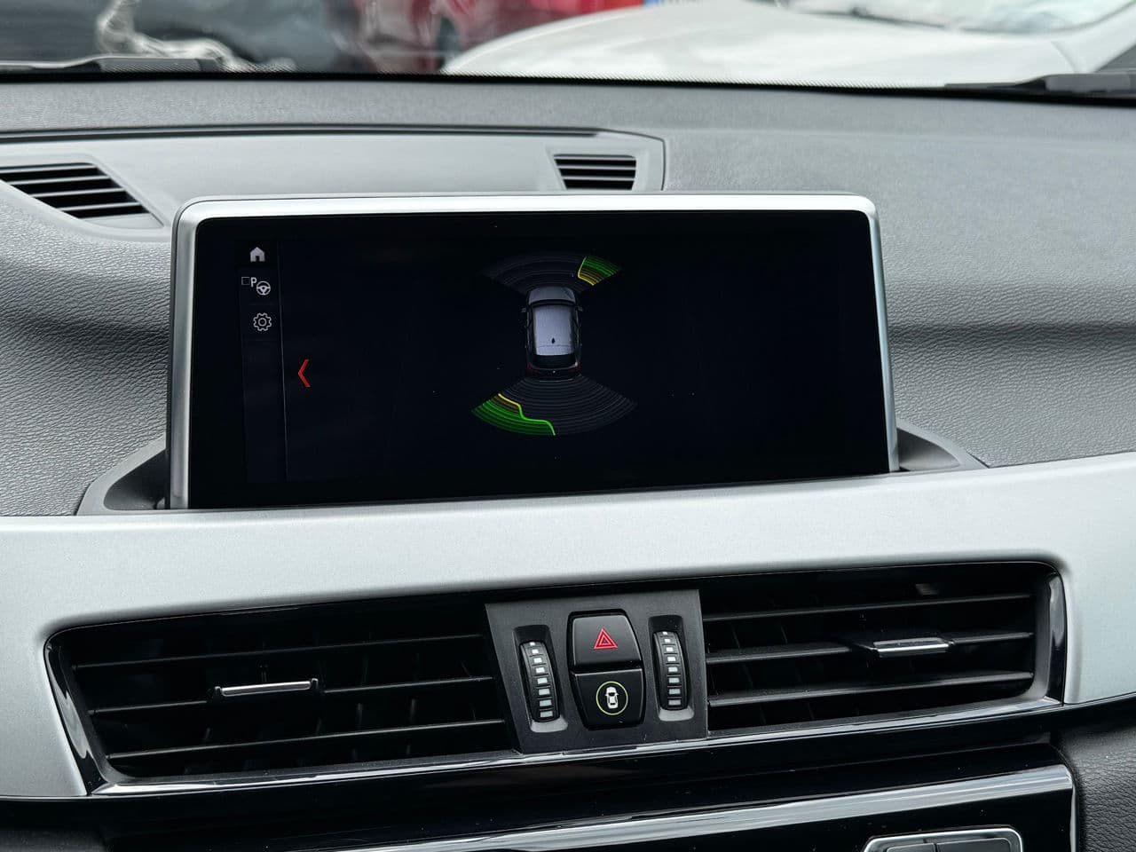 BMW X1 1.6D 2021 — Миниатюра 12