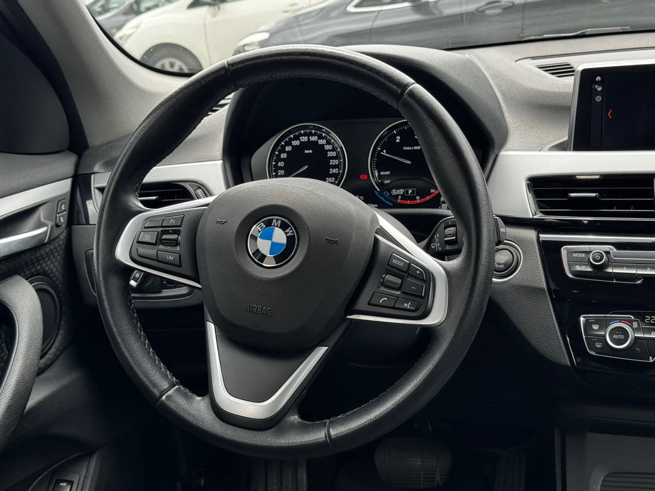 BMW X1 1.6D 2021 — Миниатюра 11