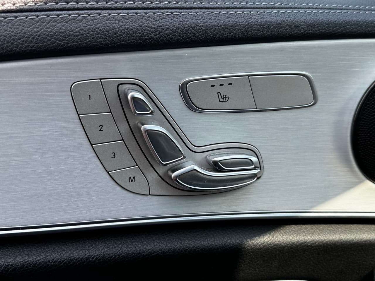 Mercedes E 300de 2020 — Миниатюра 18