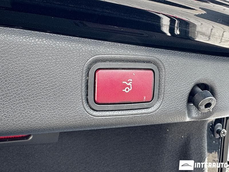 Mercedes E 300de 2020 — Миниатюра 20