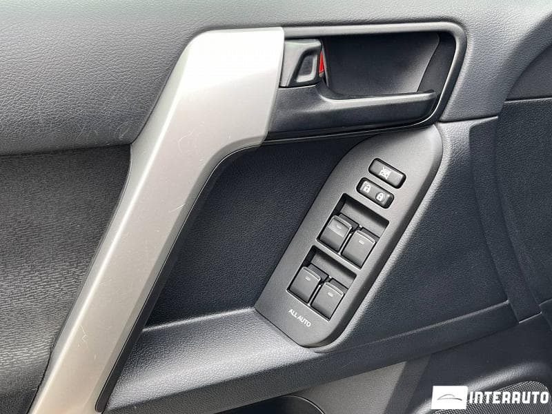 Toyota Land Cruiser Prado 2023 — Миниатюра 6