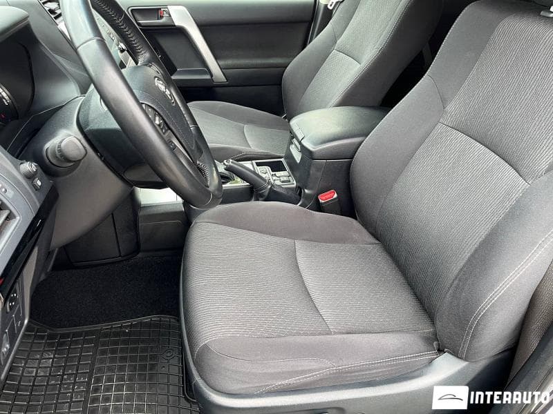 Toyota Land Cruiser Prado 2023 — Миниатюра 7