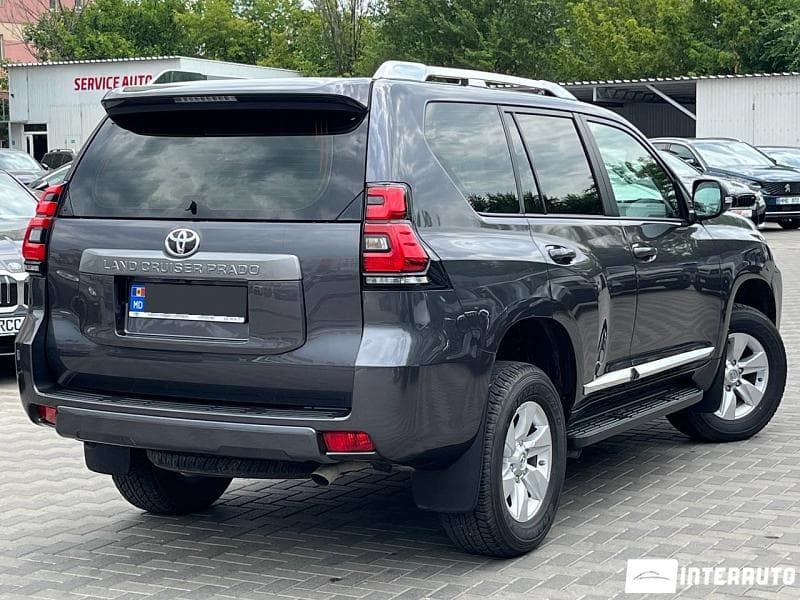Toyota Land Cruiser Prado 2023 — Миниатюра 2