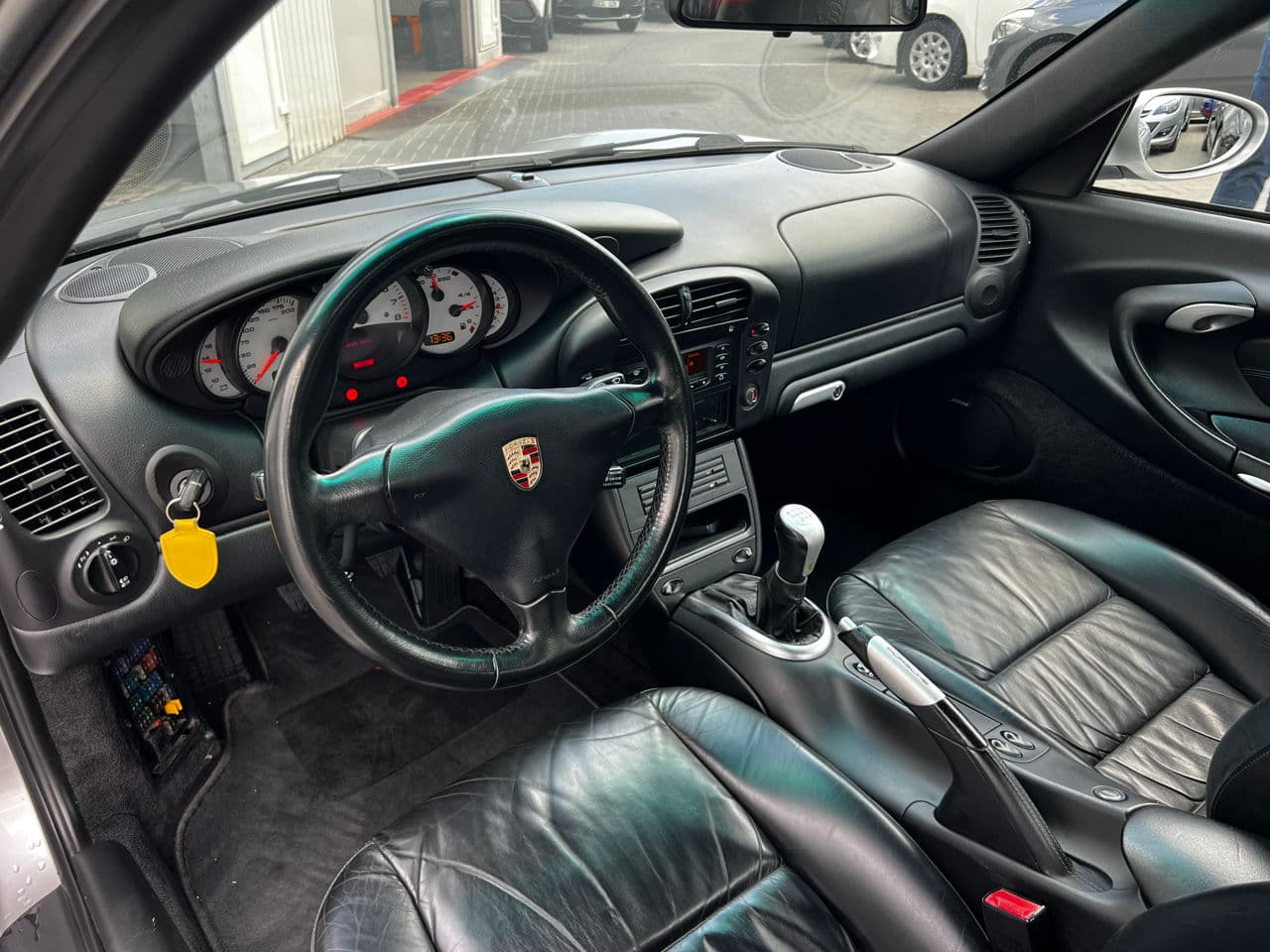 Porsche 911 Carrera 2003 — Миниатюра 5