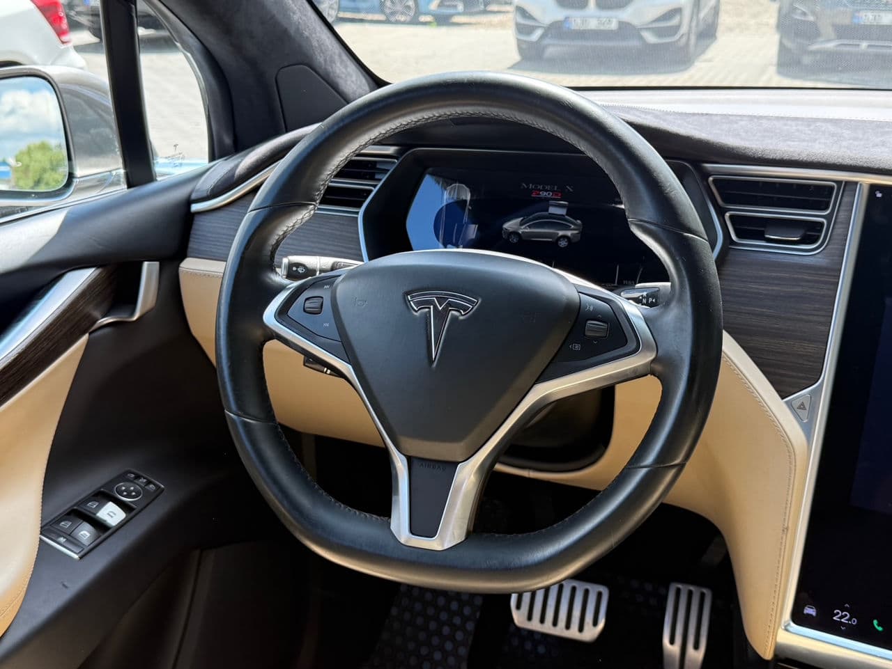 Tesla Model X 2016 — Миниатюра 7