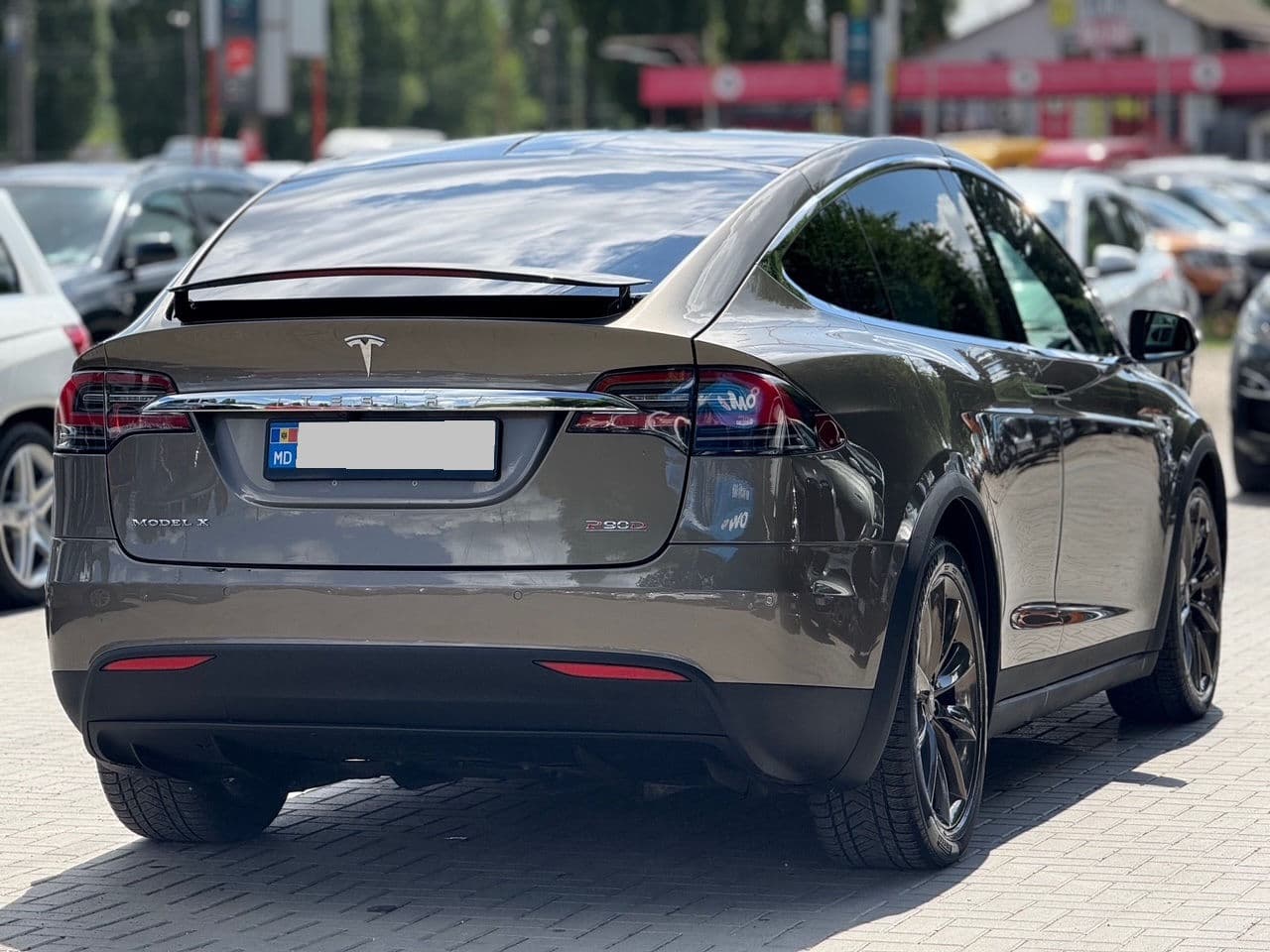 Tesla Model X 2016 — Миниатюра 2