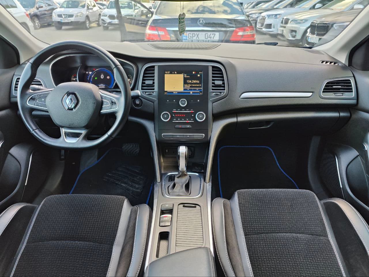 Renault Megane 2018 — Миниатюра 6