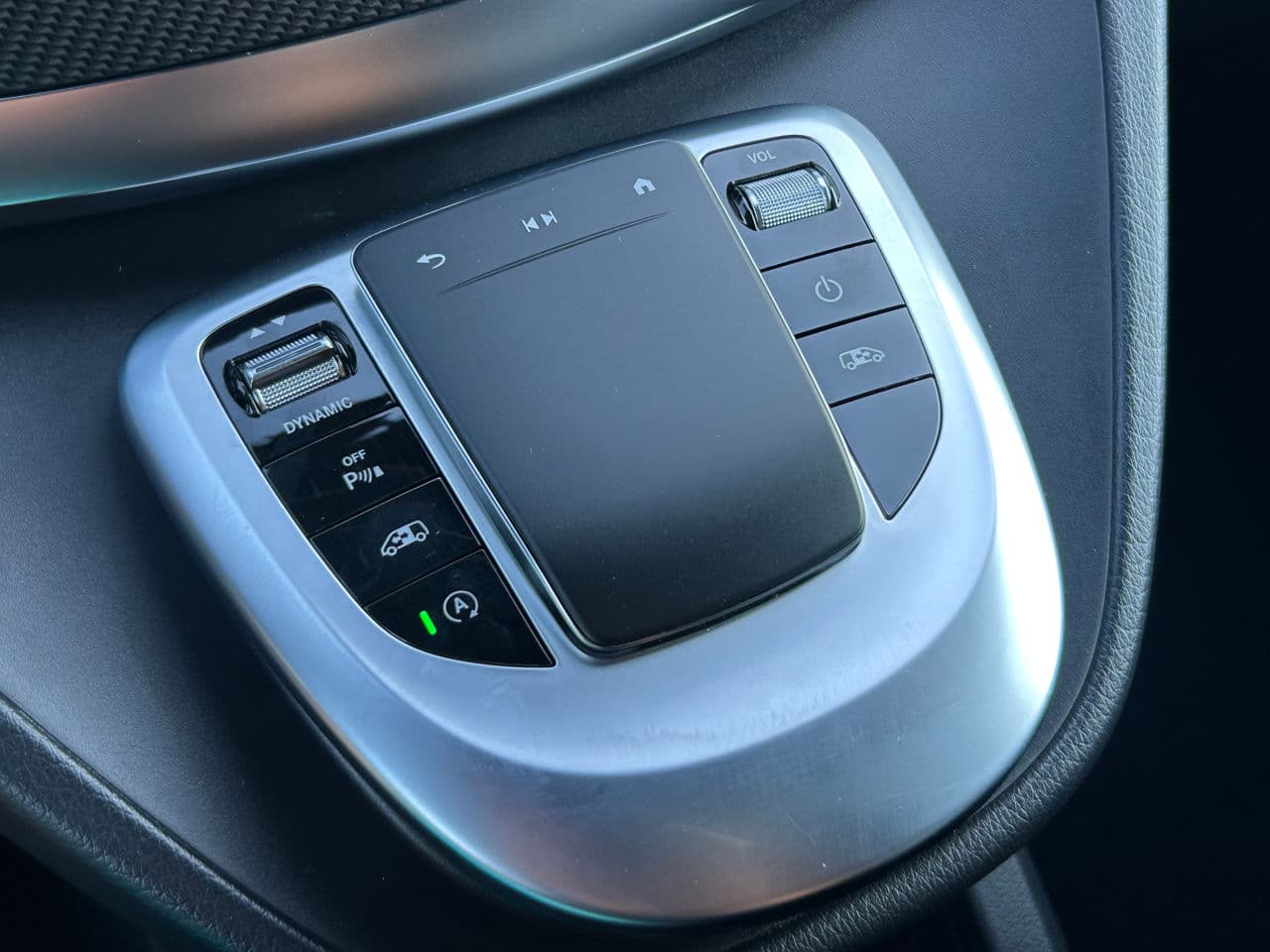 Mercedes V 300 2022 — Миниатюра 17