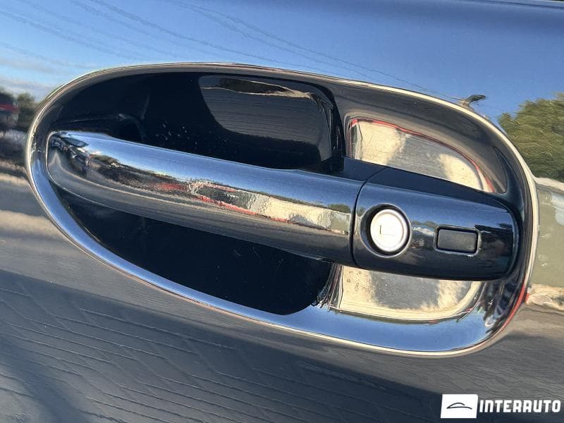 Mercedes V 300 2022 — Миниатюра 6