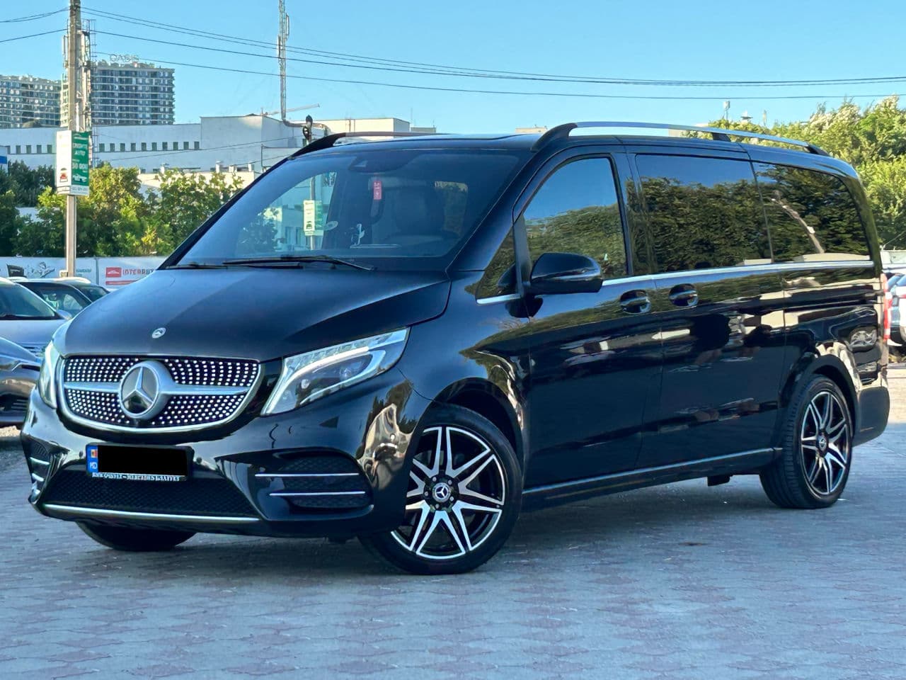 Mercedes V 300
