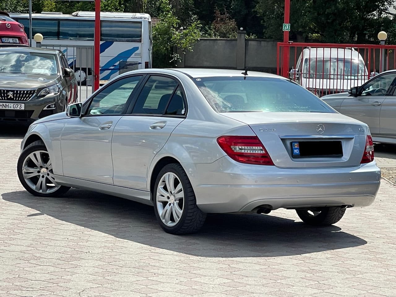 Mercedes C 180 2013 — Миниатюра 2