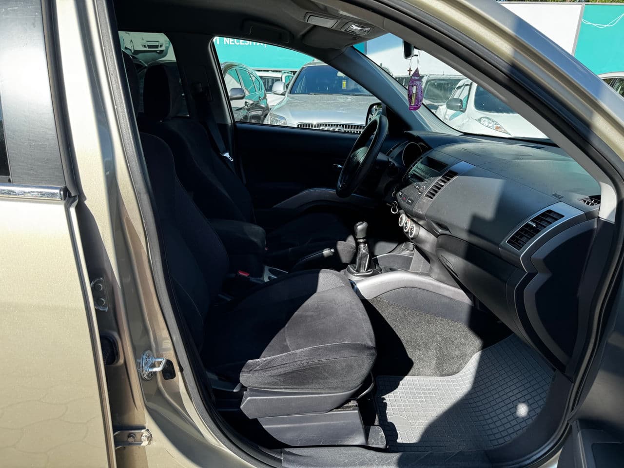 Mitsubishi Outlander XL 2008 — Миниатюра 6