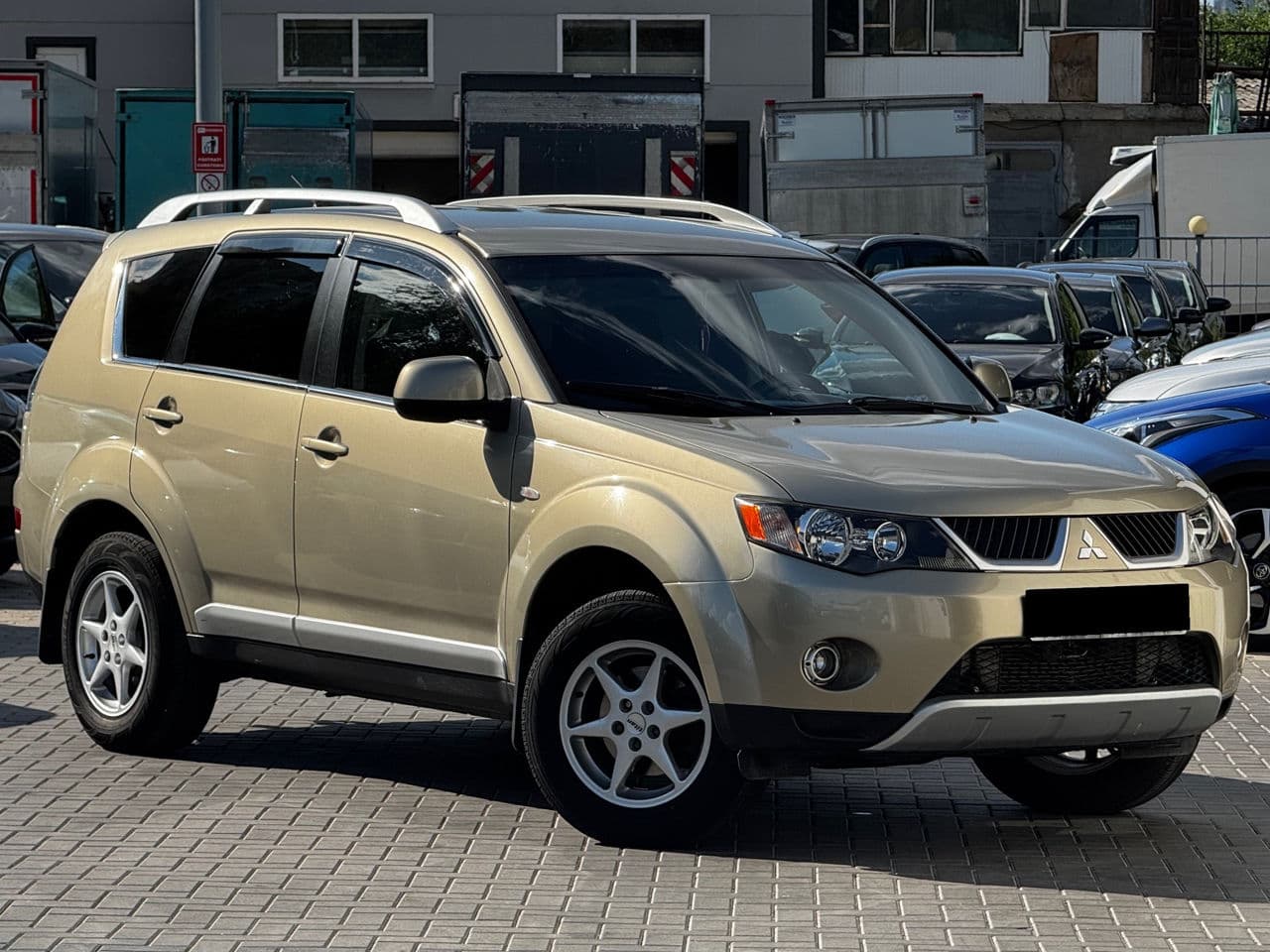 Mitsubishi Outlander XL 2008 — Миниатюра 3