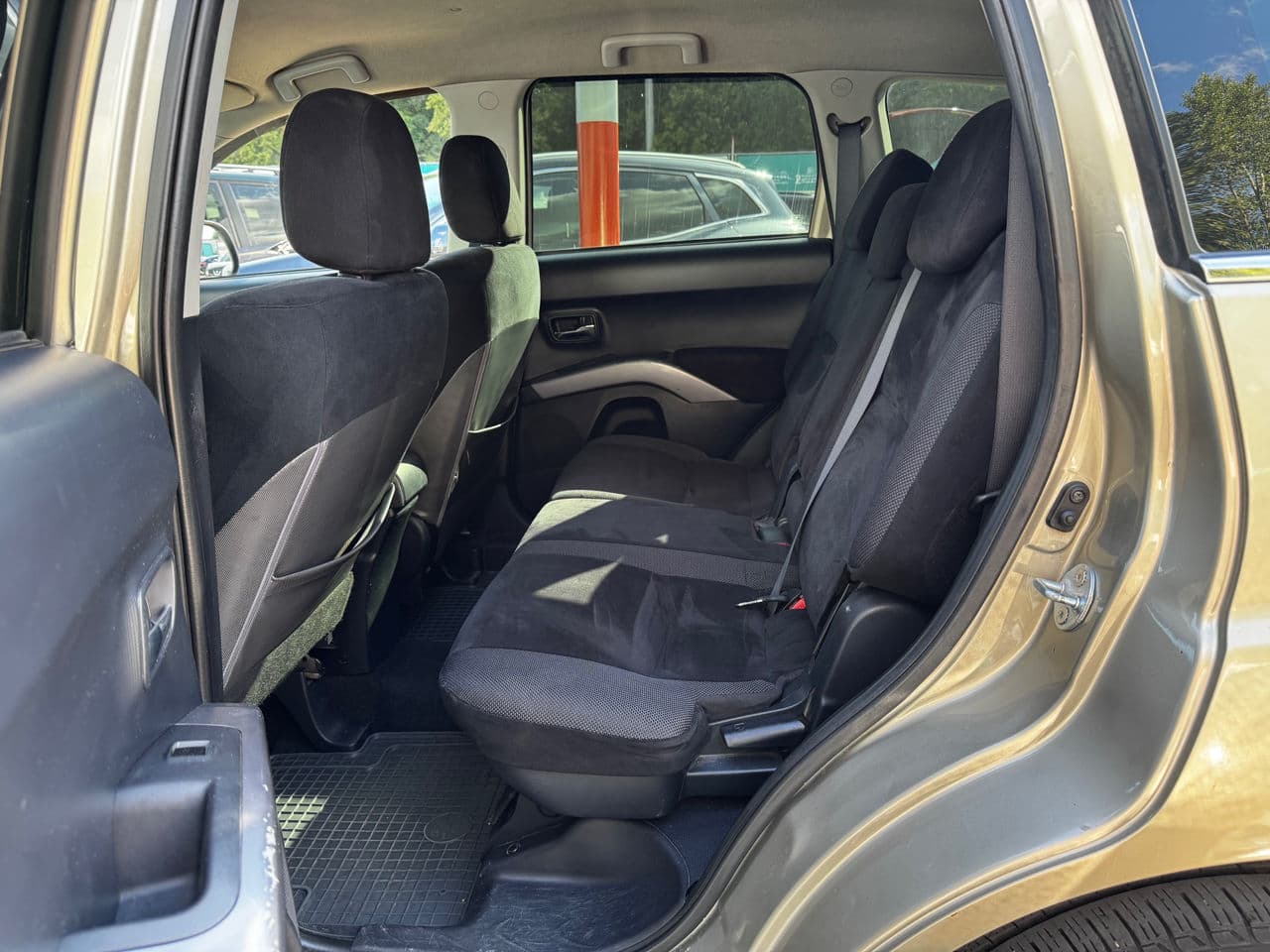 Mitsubishi Outlander XL 2008 — Миниатюра 7