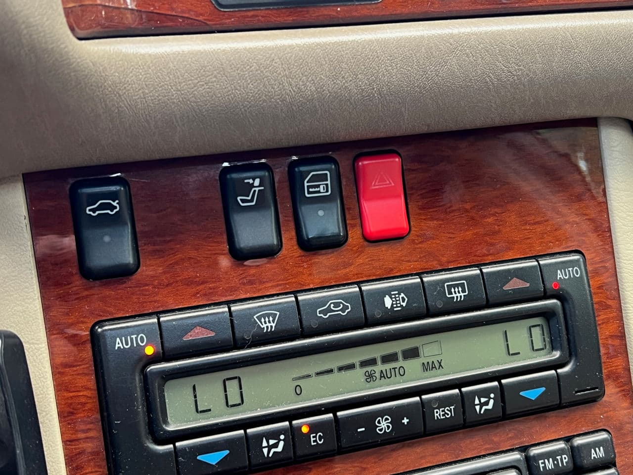 Mercedes S 320 1998 — Миниатюра 11