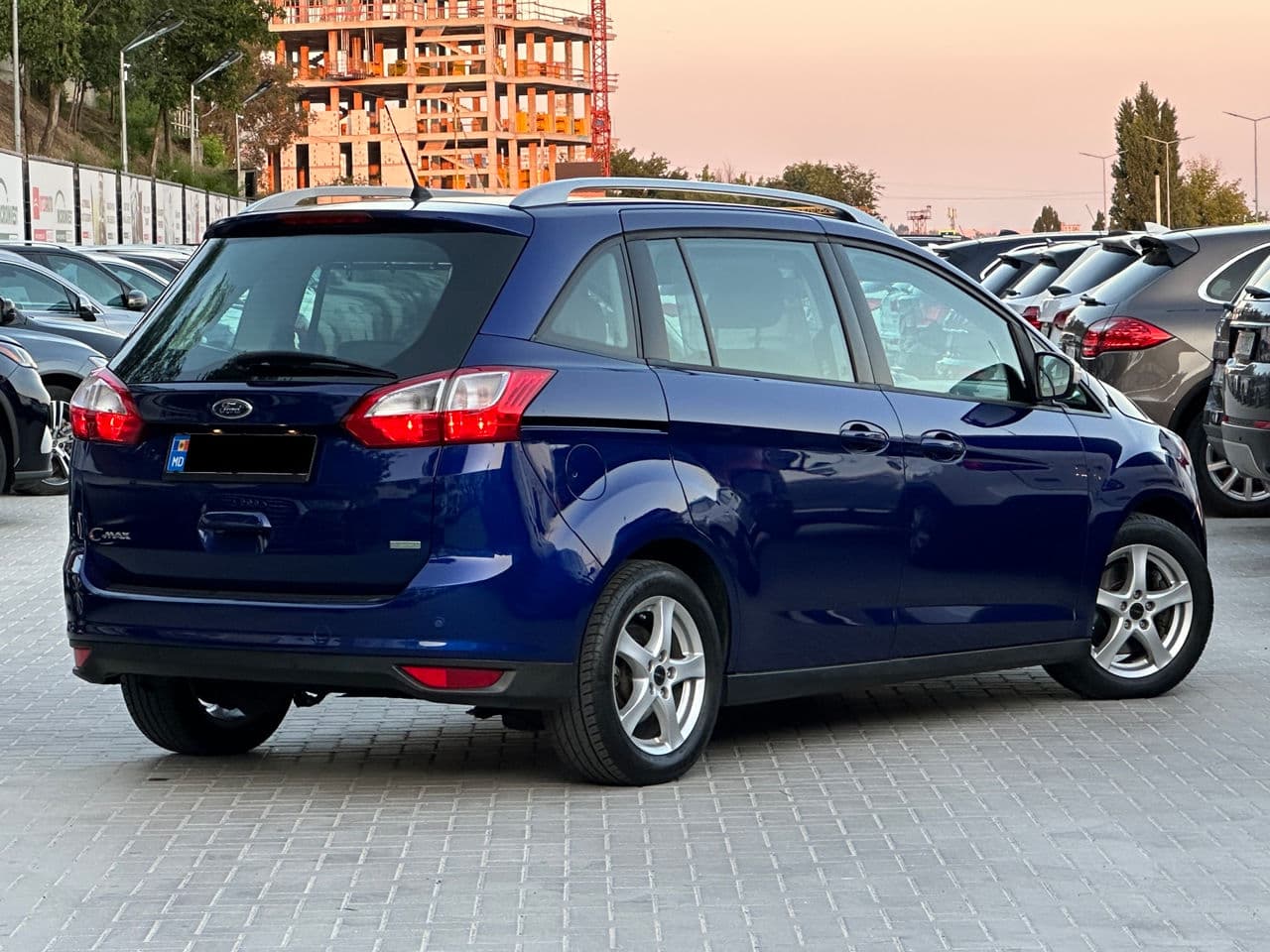 Ford Grand C-MAX 2016 — Миниатюра 3