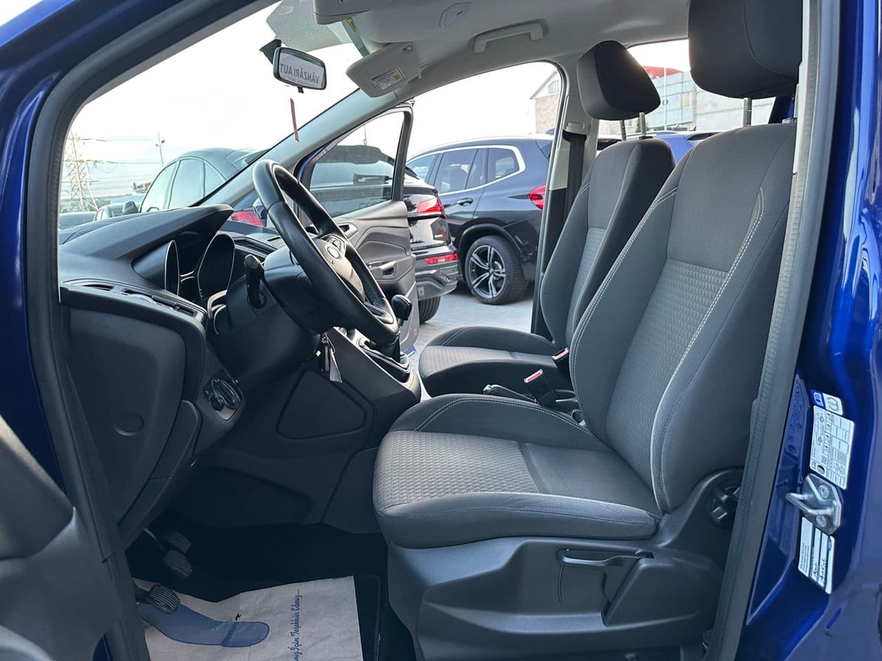 Ford Grand C-MAX 2016 — Миниатюра 5