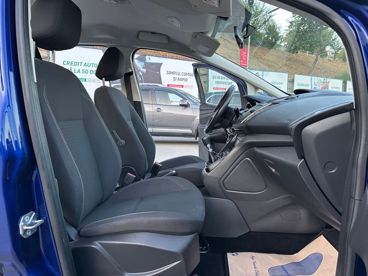 Ford Grand C-MAX 2016 — Миниатюра 15