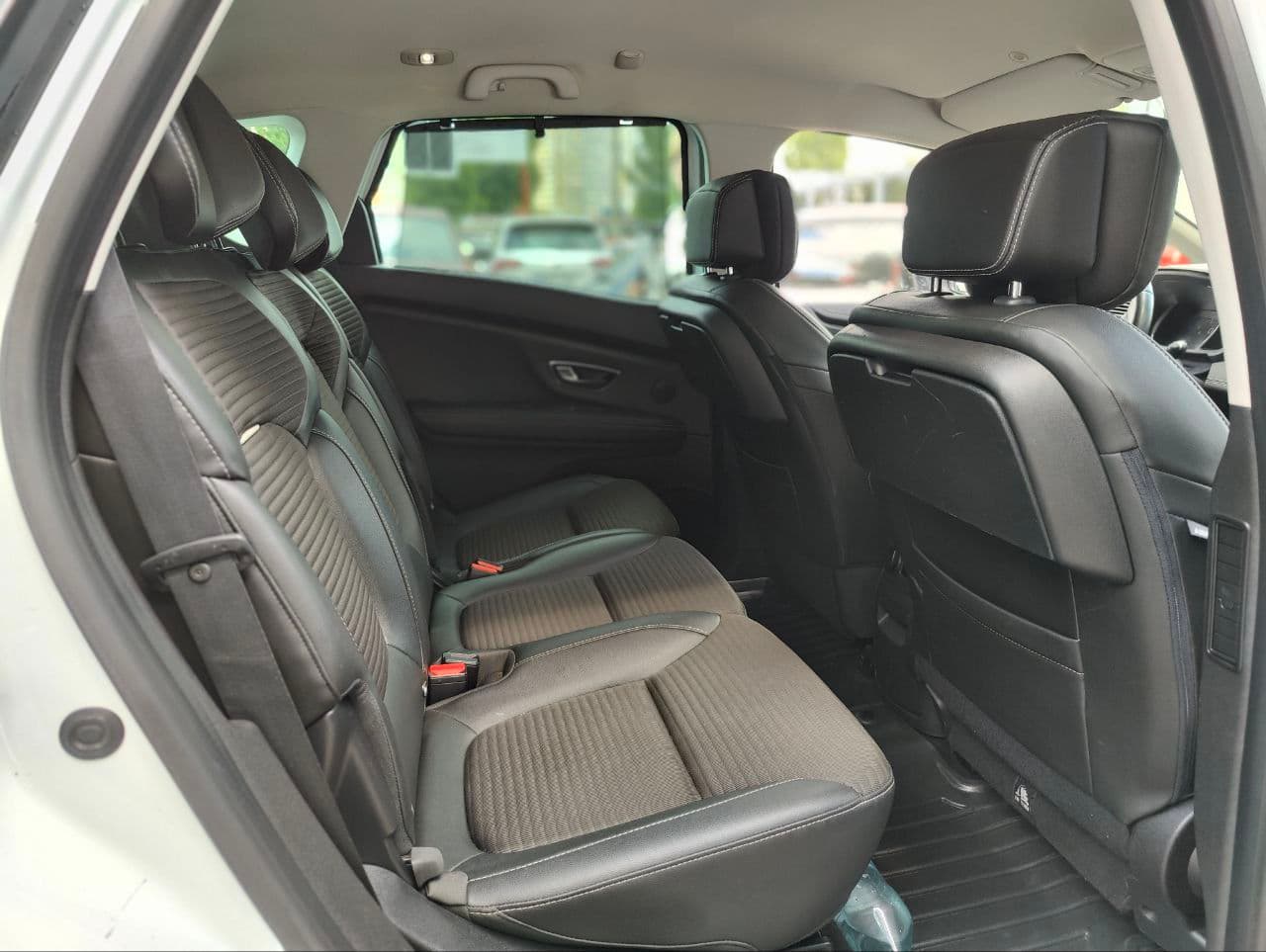 Renault Scenic 2017 — Миниатюра 8