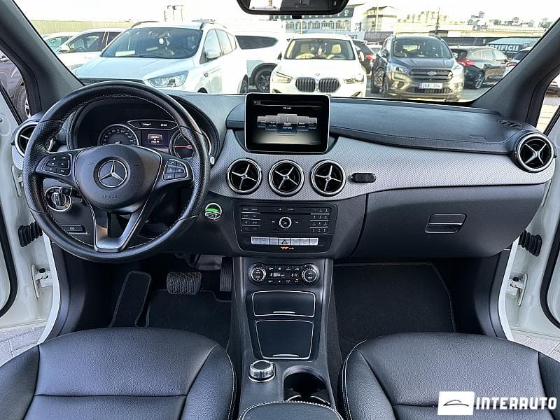 Mercedes B 250E 2015 — Миниатюра 5