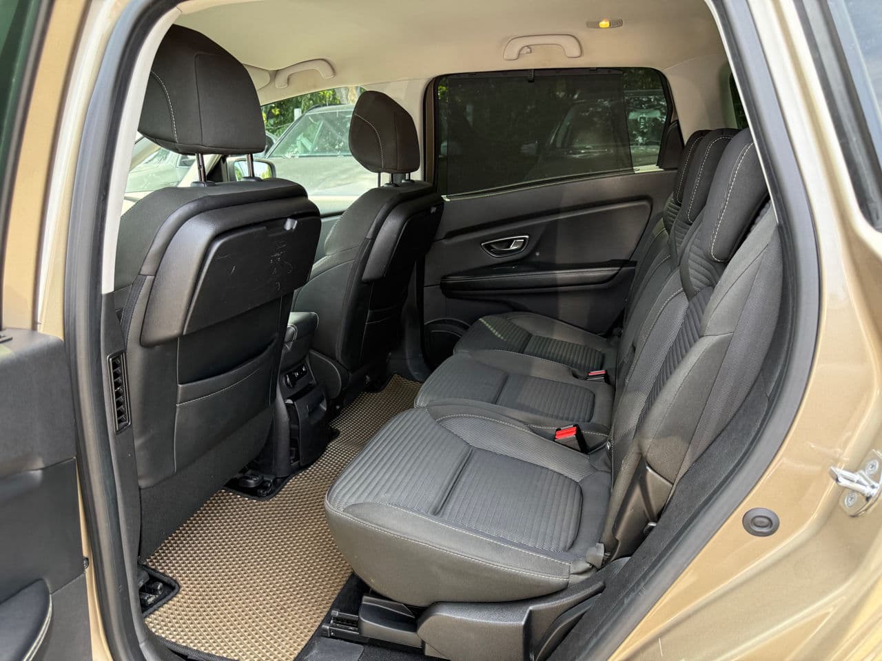 Renault Grand Scenic 2017 — Миниатюра 16