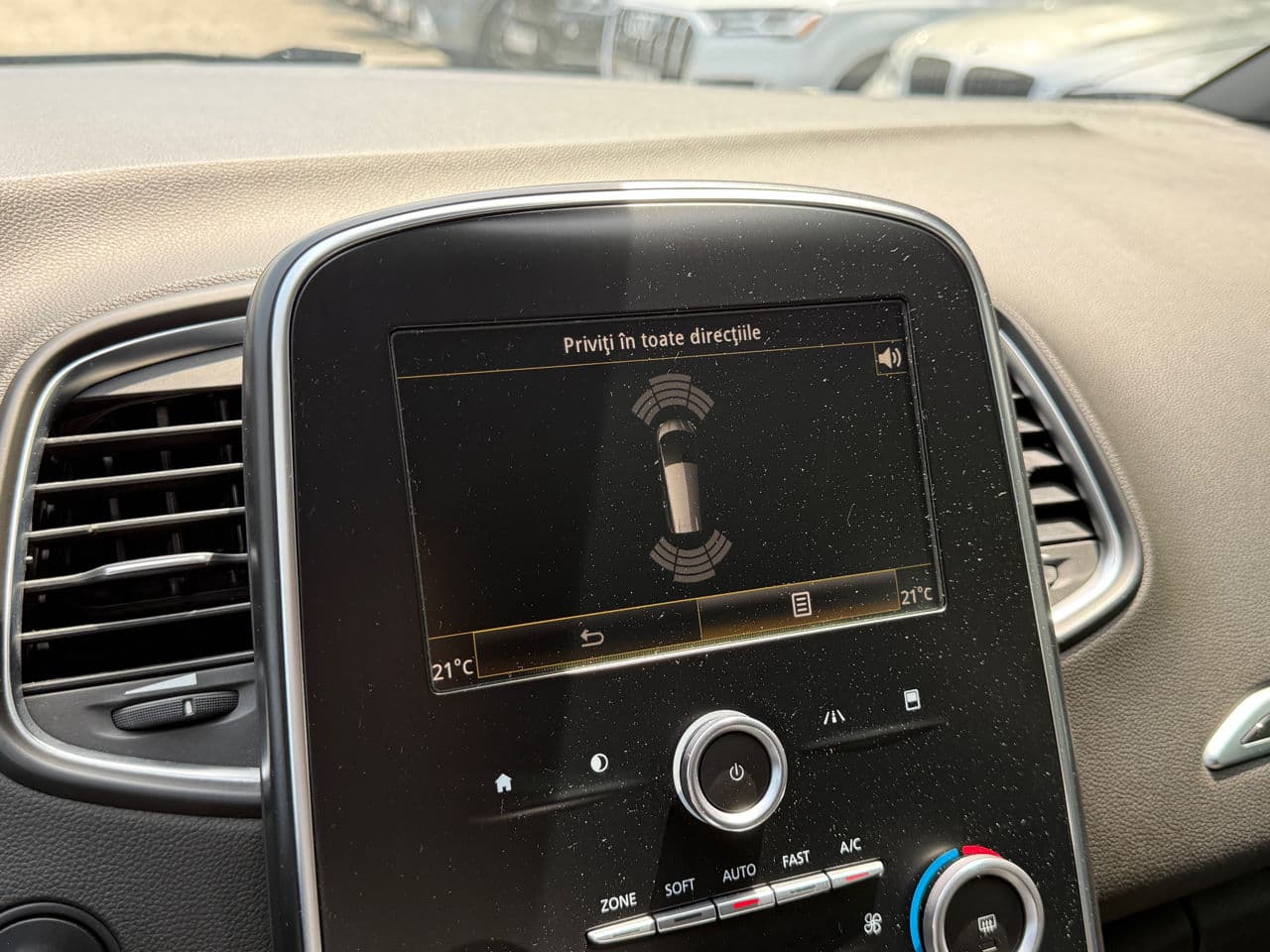 Renault Grand Scenic 2017 — Миниатюра 11