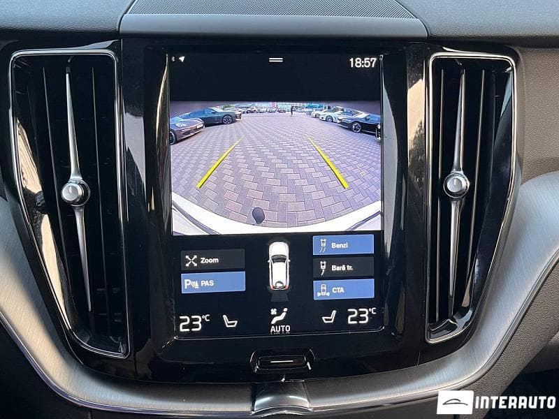 Volvo XC 60 2018 — Миниатюра 14
