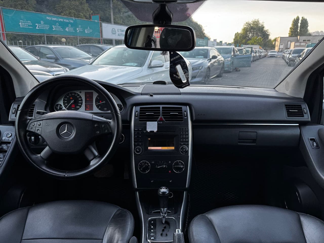 Mercedes B 180 2011 — Миниатюра 9