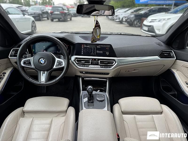 BMW 330 2019 — Миниатюра 18