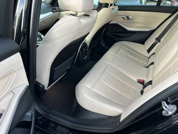2019 BMW 330 — Miniatură 16