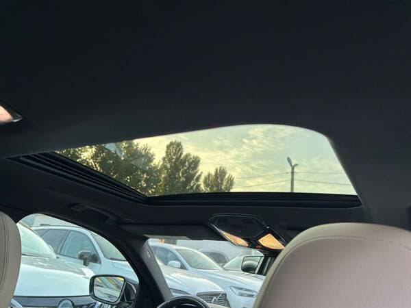 2019 BMW 330 — Miniatură 19