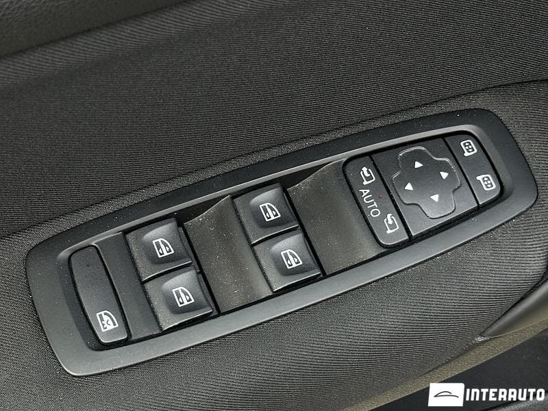 Renault Megane 2023 — Миниатюра 16