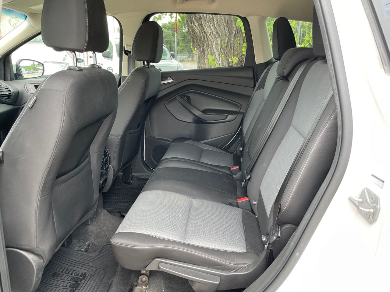 Ford Escape 2016 — Миниатюра 18
