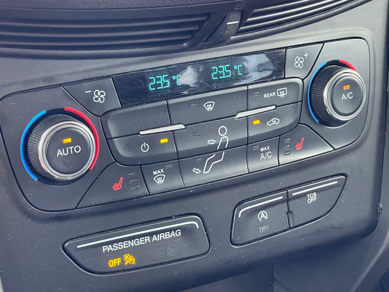 Ford Escape 2016 — Миниатюра 14