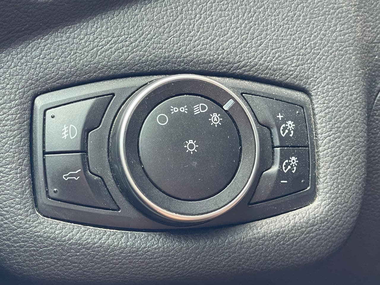Ford Escape 2016 — Миниатюра 9