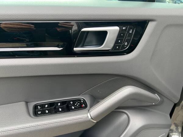 Porsche Cayenne E-Hybrid Coupe 2021 — Миниатюра 22