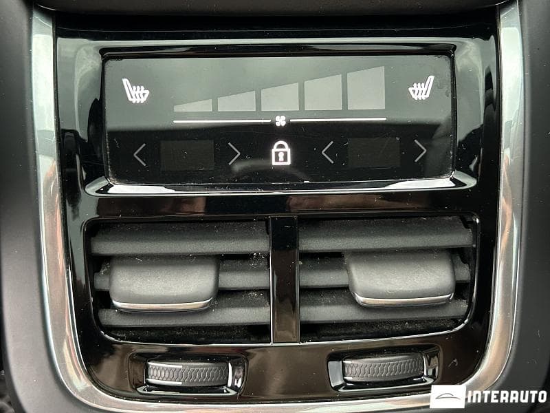 Volvo XC 60 2018 — Миниатюра 20
