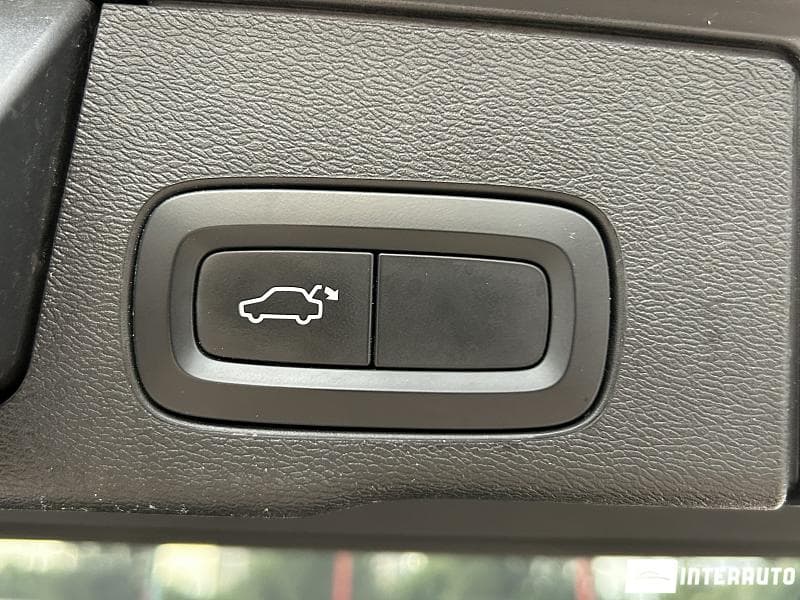 Volvo XC 60 2018 — Миниатюра 23