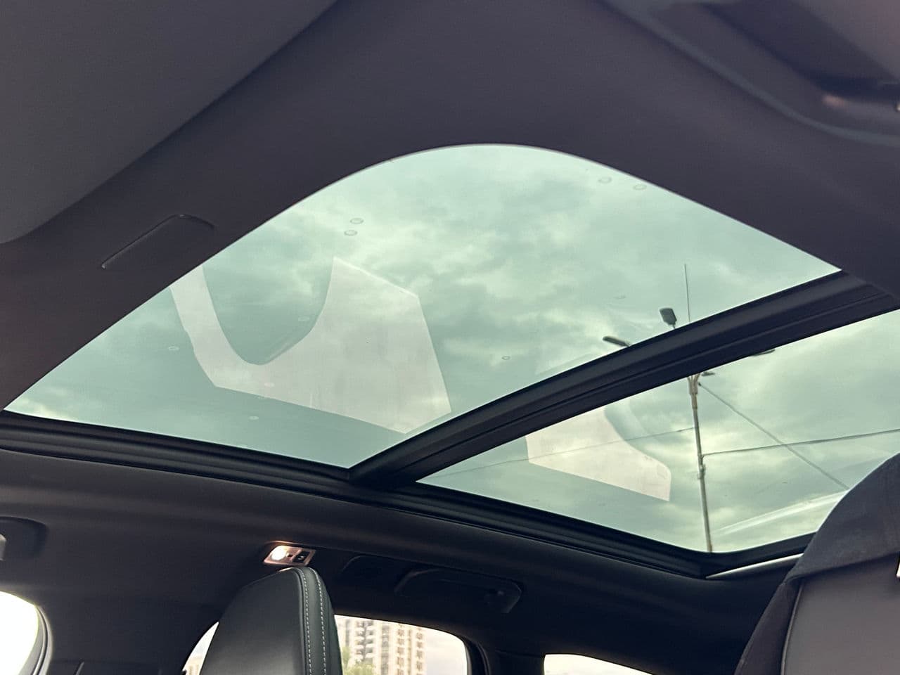 Volvo XC 60 2018 — Миниатюра 16