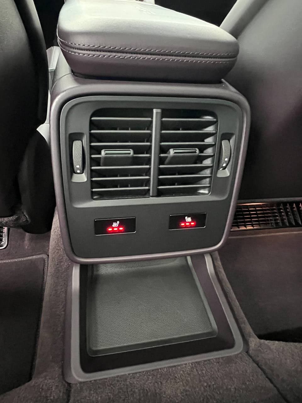Porsche Taycan 4S 2021 — Миниатюра 23
