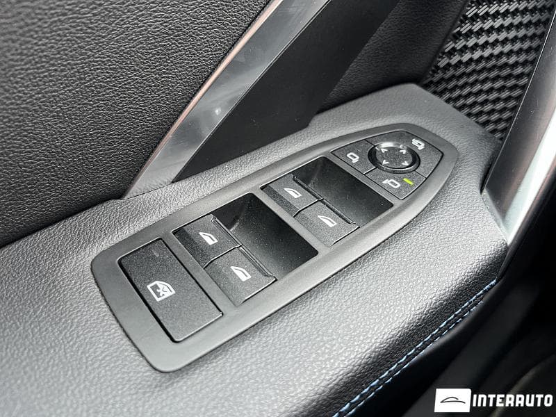 BMW X1 2.0i 2023 — Миниатюра 8