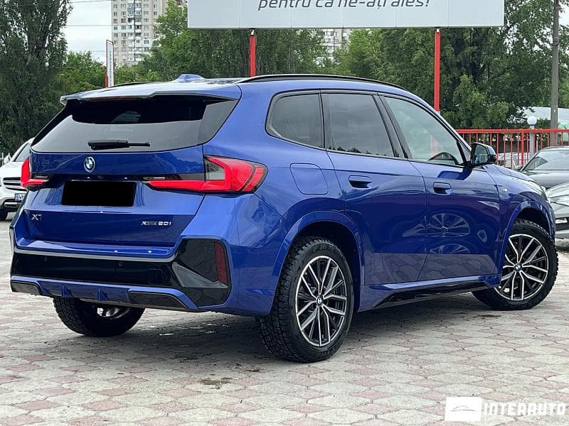 BMW X1 2.0i 2023 — Миниатюра 2