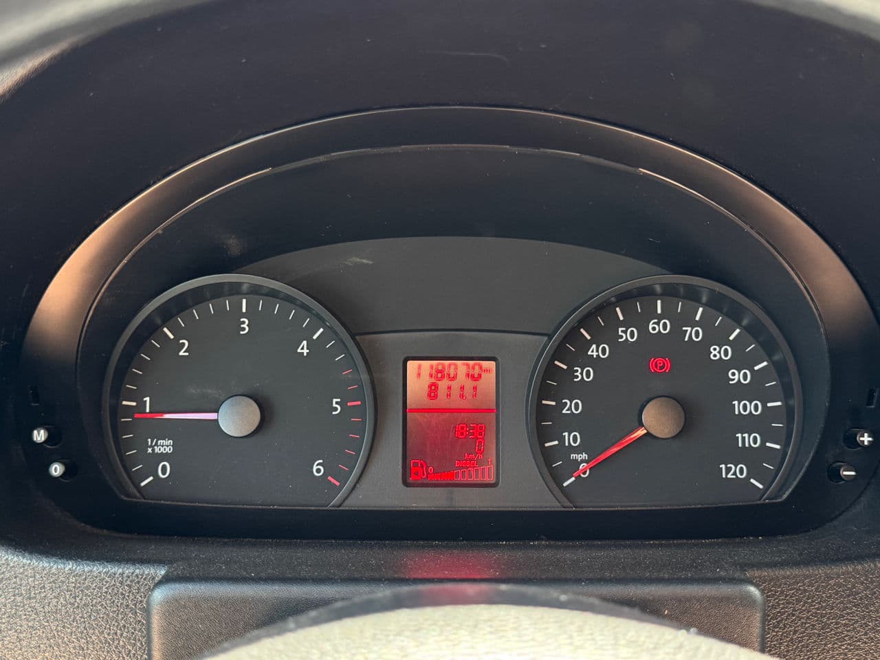 Volkswagen Crafter 2013 — Миниатюра 7