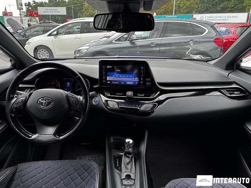 2018 Toyota C-HR — Miniatură 8
