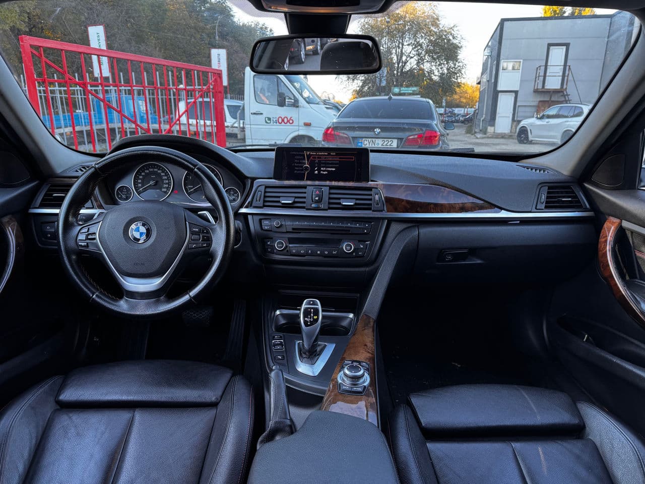 BMW 320 2012 — Миниатюра 9