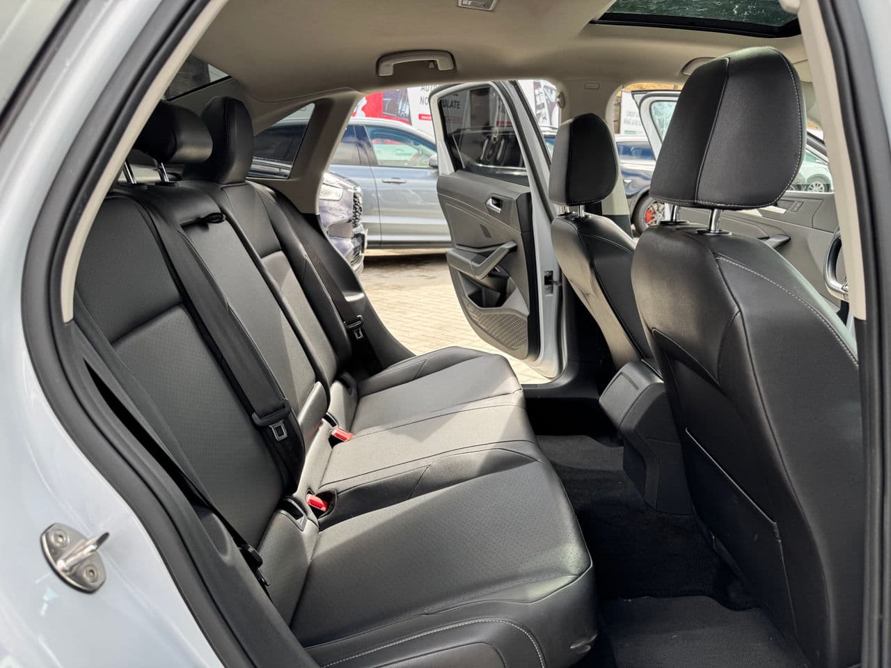 Volkswagen Jetta 2018 — Миниатюра 15