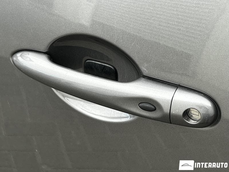 Renault Grand Scenic 2015 — Миниатюра 17